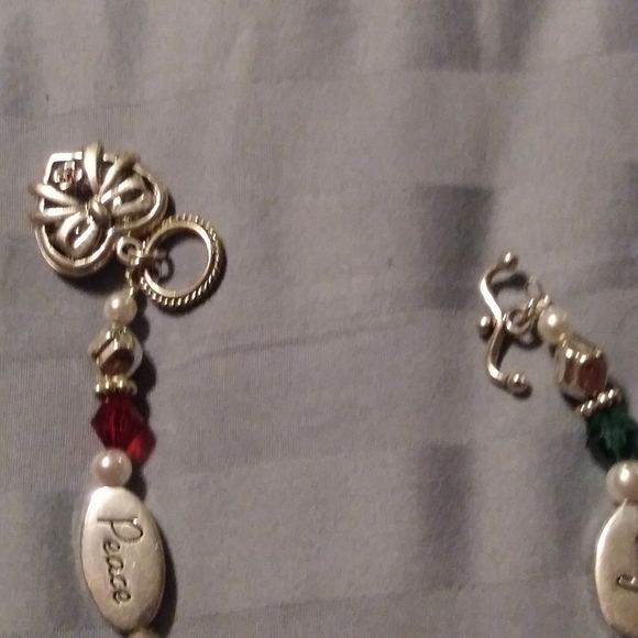 Peace Love Joy Christmas Bracelet 8" - Picture 2 of 4